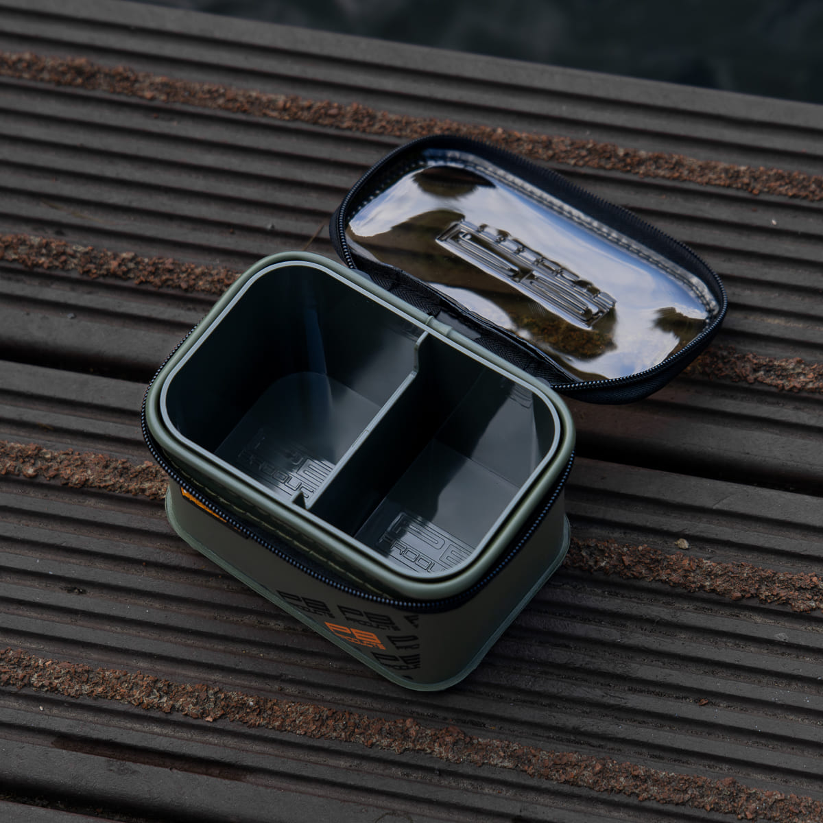 EVA H2O Proof End Tackle Bax Medium (2 comp)